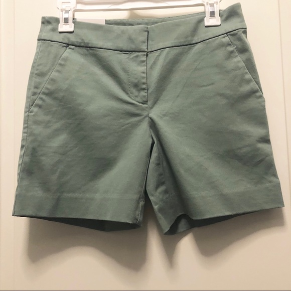 LOFT Pants - Loft Riviera Shorts 6” Inseam Sage Green 00